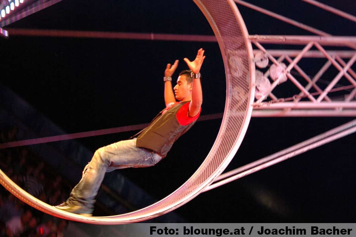 circus-louis-knie-graz-2014-311