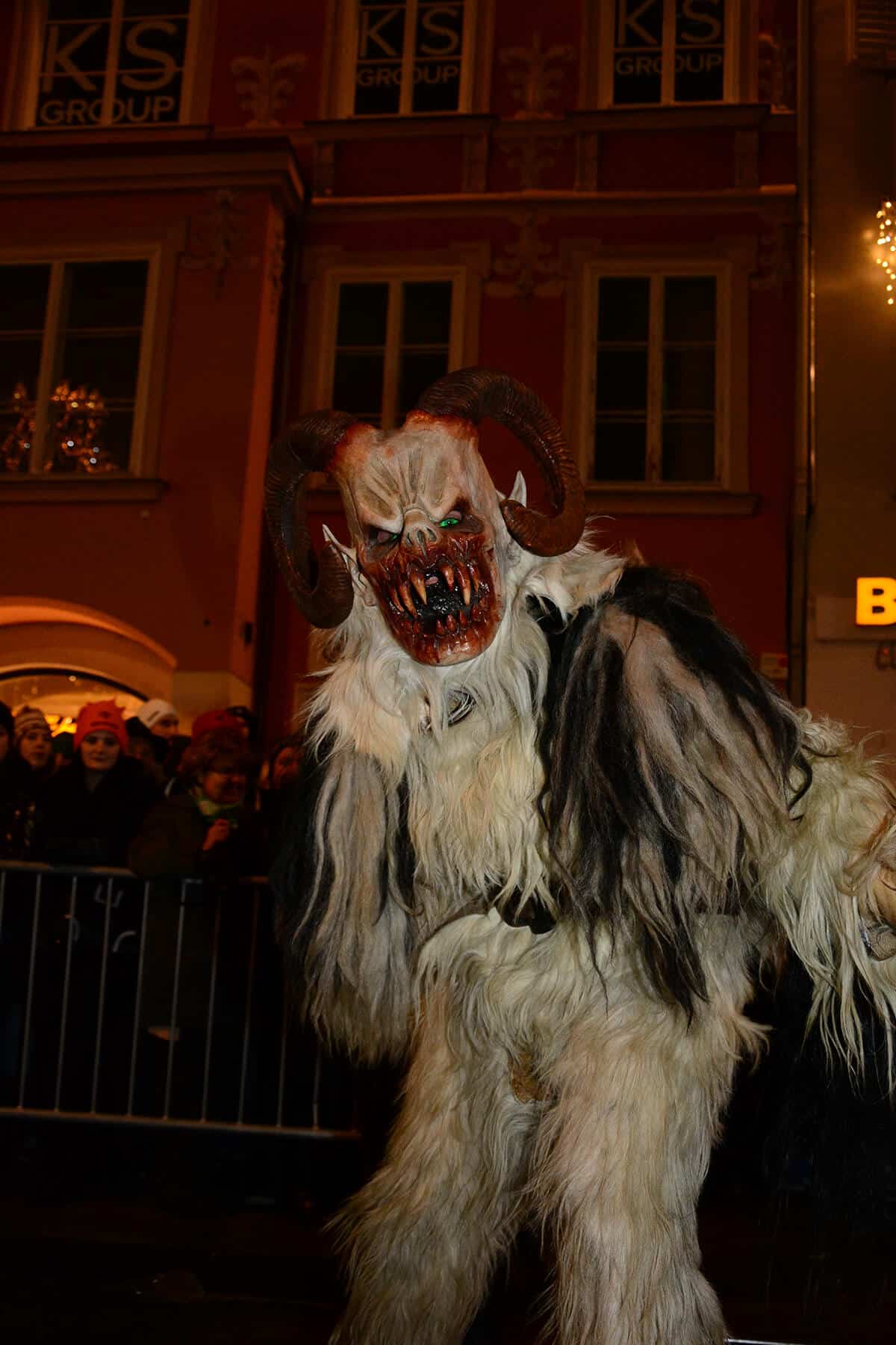 perchtenlauf-graz-111